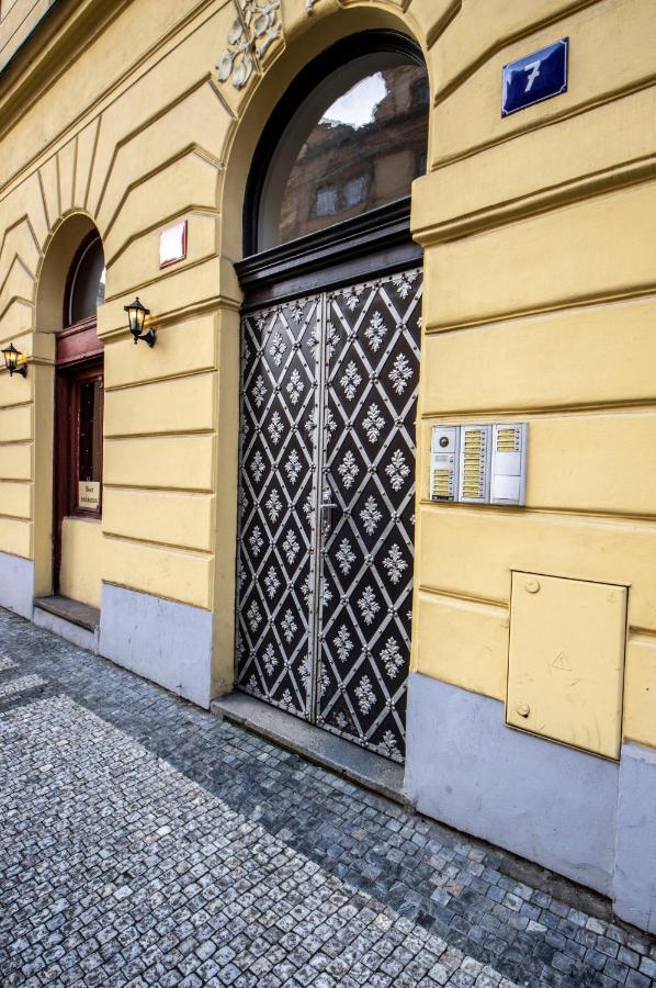 Autentic Apartments Platnerska Prague Luaran gambar